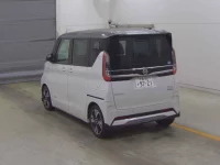 Nissan ROOX лот № 3006 оценка 4.5  с аукциона в Японии 1