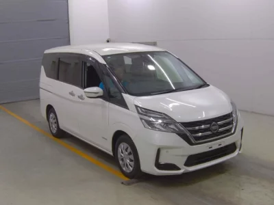 Nissan SERENA  с аукциона в Японии