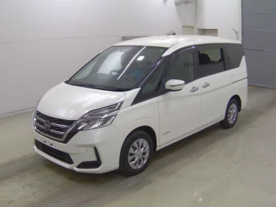 Nissan SERENA  с аукциона в Японии