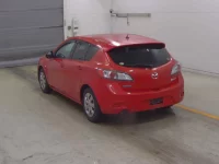 Mazda AXELA лот № 7037 оценка 3  с аукциона в Японии 1