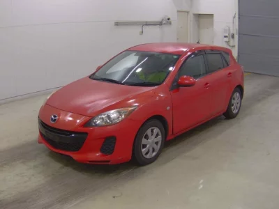 Mazda AXELA  с аукциона в Японии