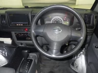 Nissan CLIPPER VAN лот № 8017 оценка 3  с аукциона в Японии 4