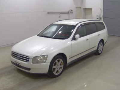 Nissan STAGEA