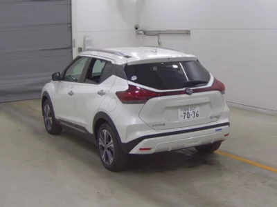 Nissan KICKS