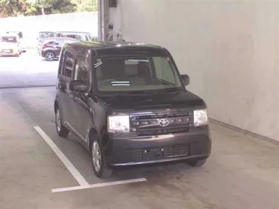 Toyota PIXIS SPACE