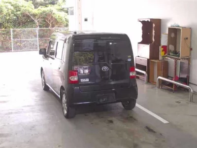 Toyota PIXIS SPACE