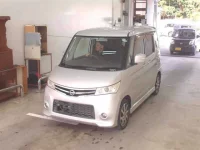 Nissan ROOX лот № 1011 оценка 3.5  с аукциона в Японии 3