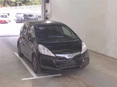 Honda FIT  с аукциона в Японии