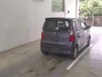 Suzuki WAGON R лот № 1015 оценка 3  с аукциона в Японии 4