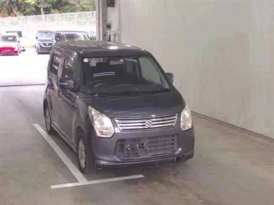 Suzuki WAGON R  с аукциона в Японии