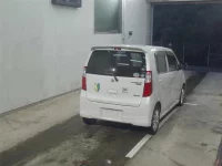 Suzuki WAGON R лот № 1040 оценка 3  с аукциона в Японии 4