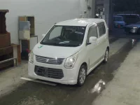Suzuki WAGON R лот № 1040 оценка 3  с аукциона в Японии 3