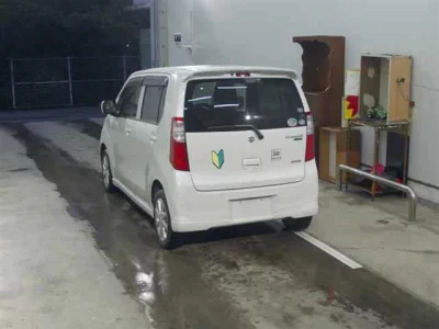 Suzuki WAGON R  с аукциона в Японии