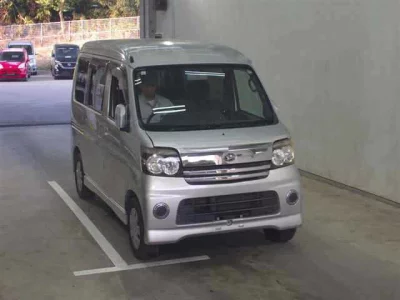 Daihatsu Atrai Wagon  с аукциона в Японии