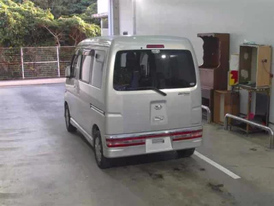 Daihatsu Atrai Wagon  с аукциона в Японии