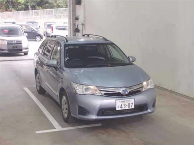 Toyota COROLLA FIELDER  с аукциона в Японии