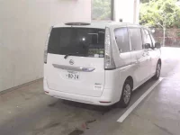 Nissan SERENA лот № 1138 оценка R  с аукциона в Японии 4