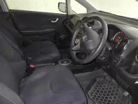 Honda FIT лот № 1046 оценка 3  с аукциона в Японии 2