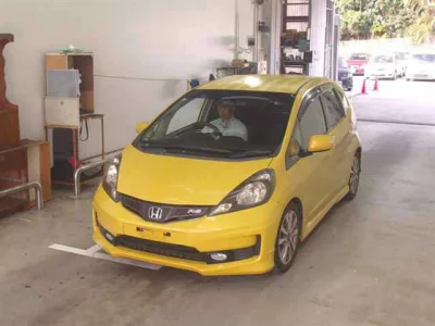 Honda FIT  с аукциона в Японии