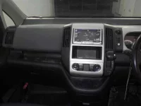 Nissan SERENA лот № 1115 оценка 3  с аукциона в Японии 5