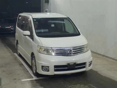 Nissan SERENA  с аукциона в Японии