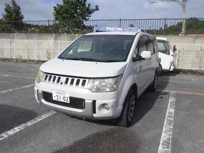 Mitsubishi DELICA D5