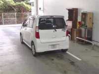 Suzuki WAGON R лот № 1078 оценка 3  с аукциона в Японии 1