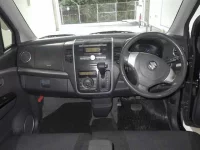 Suzuki WAGON R лот № 1084 оценка 3  с аукциона в Японии 5