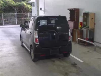 Suzuki WAGON R лот № 1084 оценка 3  с аукциона в Японии 1