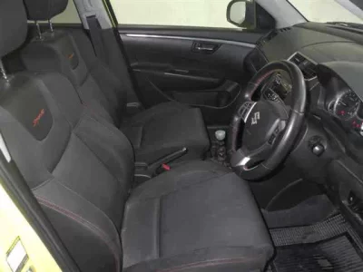 Suzuki SWIFT  с аукциона в Японии