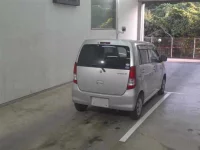 Suzuki WAGON R лот № 1099 оценка R  с аукциона в Японии 4