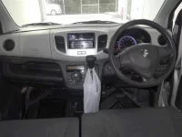 Suzuki WAGON R лот № 1131 оценка 3  с аукциона в Японии 5