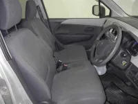 Suzuki WAGON R лот № 1131 оценка 3  с аукциона в Японии 2