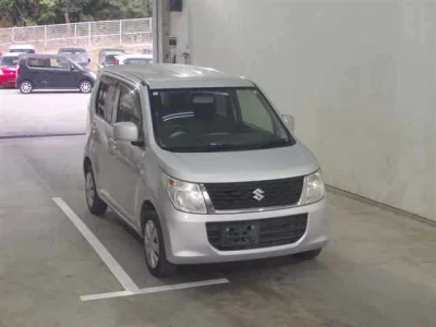 Suzuki WAGON R  с аукциона в Японии