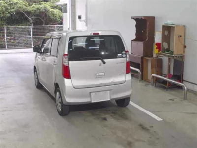 Suzuki WAGON R  с аукциона в Японии
