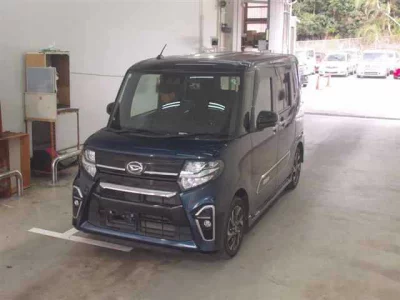 Daihatsu TANTO  с аукциона в Японии