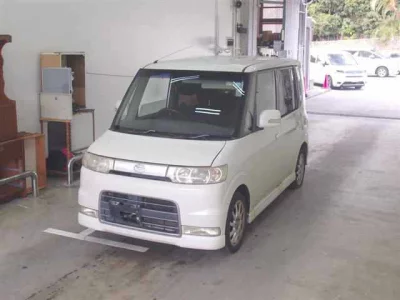Daihatsu TANTO  с аукциона в Японии