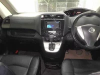 Nissan SERENA лот № 294 оценка 3  с аукциона в Японии 5