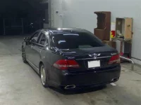 Toyota CROWN лот № 1201 оценка 3.5  с аукциона в Японии 1