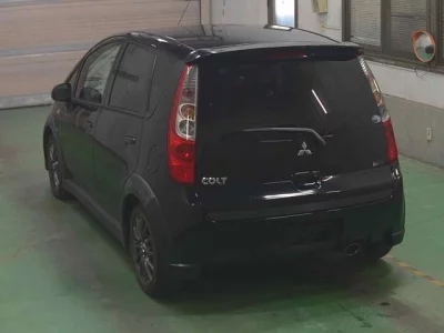 Mitsubishi COLT
