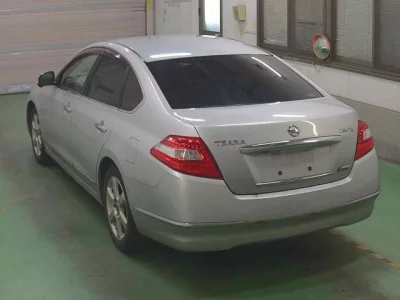 Nissan TEANA