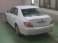 Toyota MARK X лот № 37 оценка R  с аукциона в Японии 1