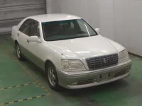Toyota CROWN лот № 3535 оценка 3.5  с аукциона в Японии 2
