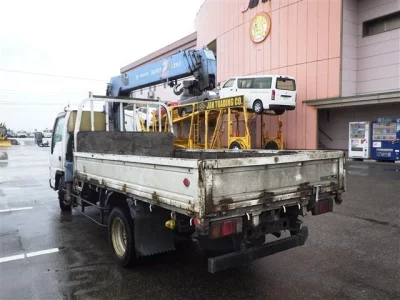Isuzu ELF