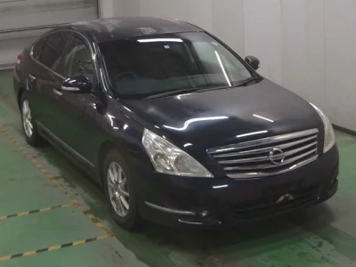 Nissan TEANA