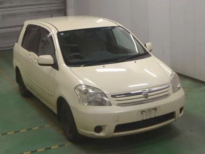 Toyota RAUM