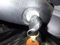 Toyota RACTIS лот № 9502 оценка 3  с аукциона в Японии 3