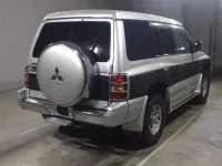 Mitsubishi PAJERO лот № 3045 оценка 3.5  с аукциона в Японии 1