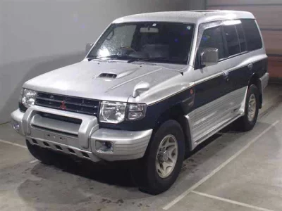Mitsubishi PAJERO  с аукциона в Японии