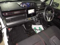 Suzuki WAGON R лот № 3086 оценка 4  с аукциона в Японии 4